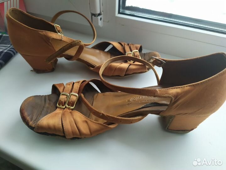 Туфли для бальных танцев