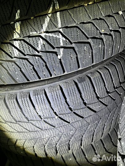 Triangle Snowlink TWT02 225/45 R17