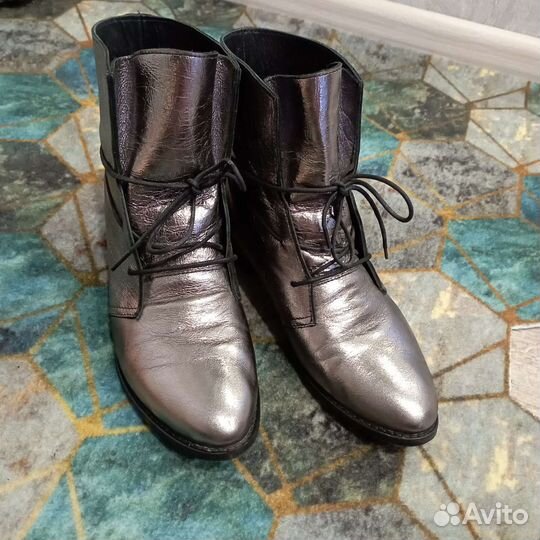 Ботинки женские