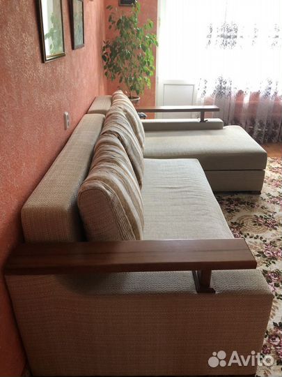 Угловой диван