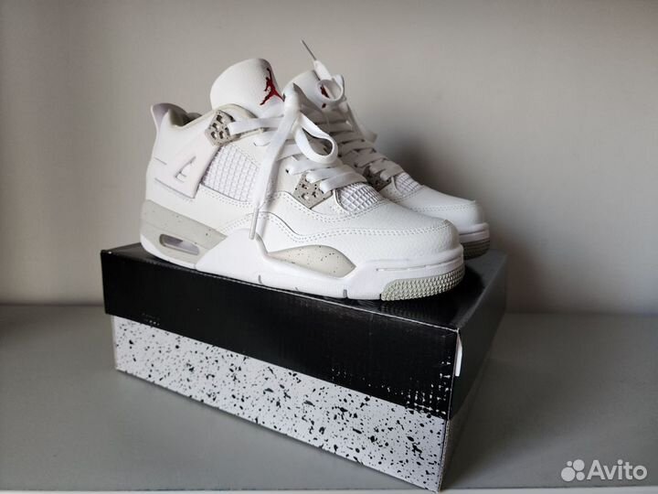 Кроссовки женские Nike Air Jordan 4 Oreo White