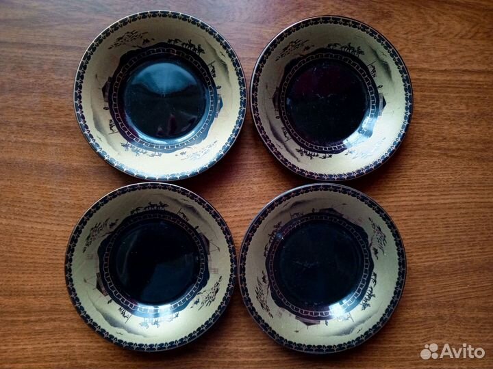 Блюдца фарфор, Япония