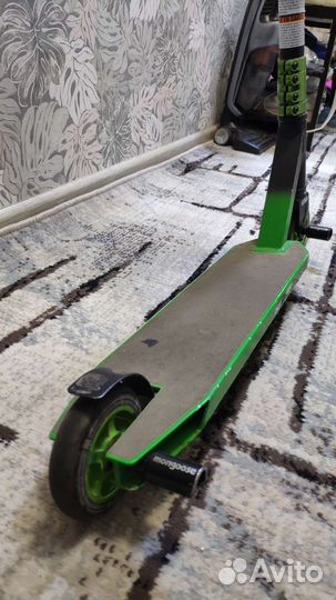 Трюковой самокат mongoose