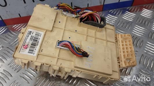 Блок предохранителей hyundai I40 (4UK13M101)