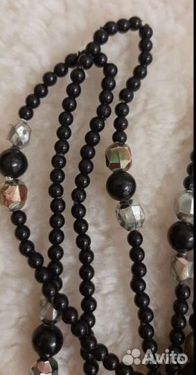 Бусы в ассортименте