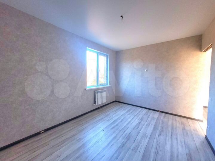 Дом 90 м² на участке 6 сот.