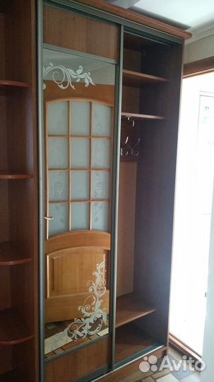 Шкаф