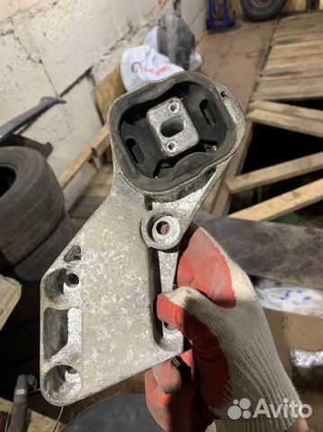 Опора редуктора a4 b5 Quattro