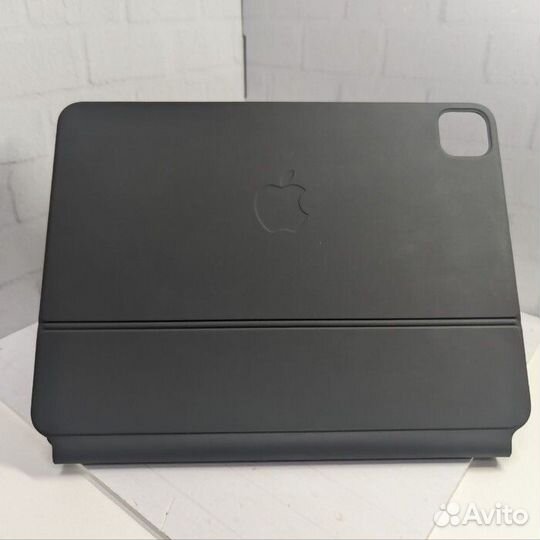 Клавиатура Apple Magic Keyboard для iPad Pro 11 (2024)