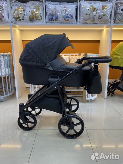 Коляска Tutis Novo Reflective 2 в 1 черная