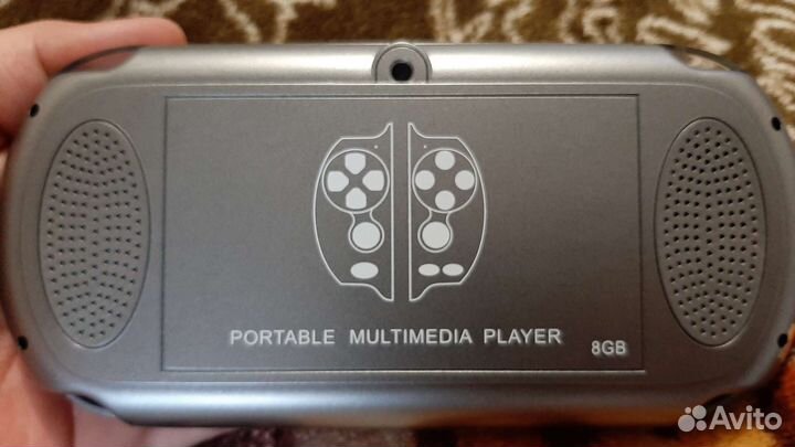 Портативная игровая приставка psp