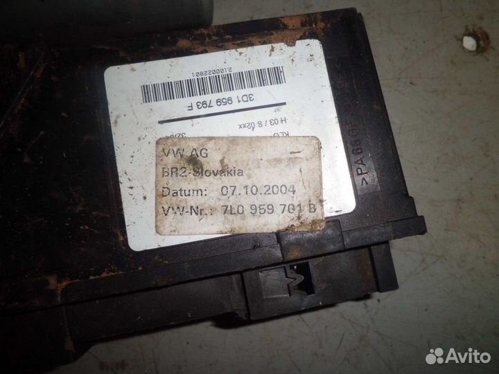 Моторчик стеклоподъемника передний левый