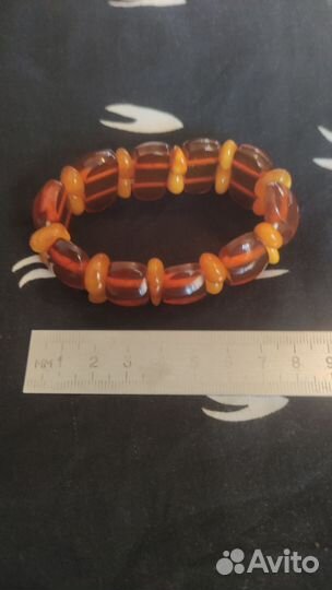 Предметы из янтаря