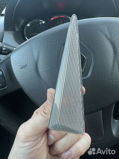 Повторитель Megan 2 правый