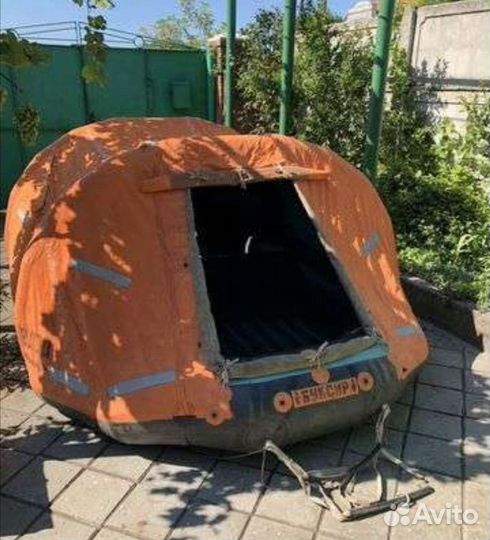 Спасательный плот на 10 чел