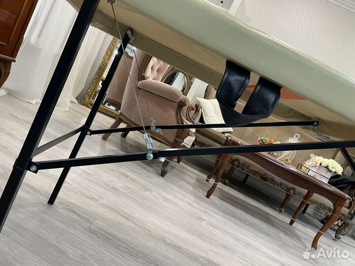 Кушетка косметологическая