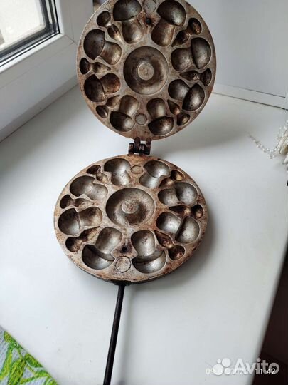 Сковорода советских времён СССР грибочки