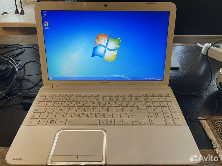 Ноутбук toshiba