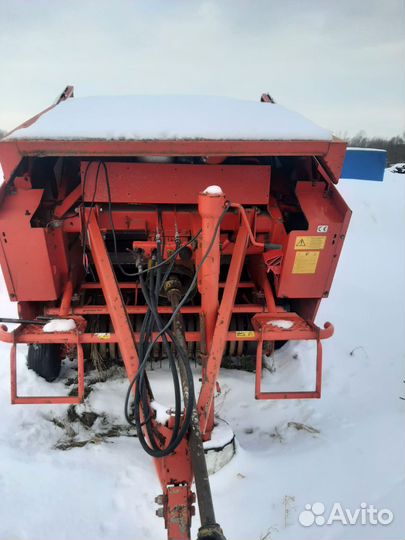 Пресс подборщик рулонный