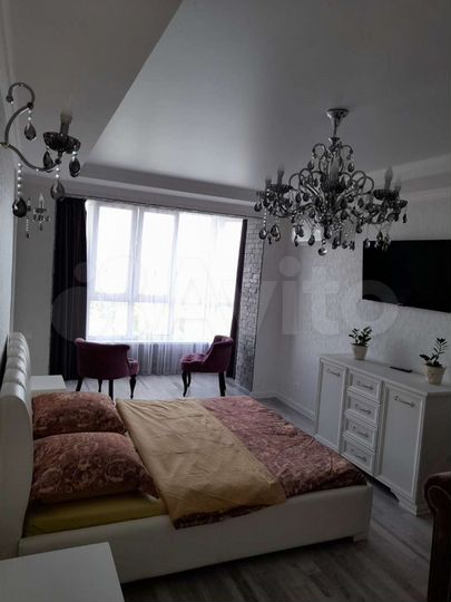 2-к. квартира, 77 м², 17/17 эт.