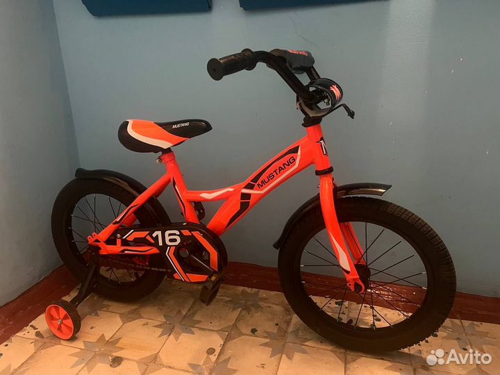 Детский велосипед 16