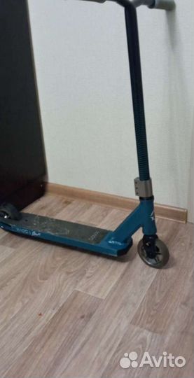 Трюковой самокат Xaos Stinger