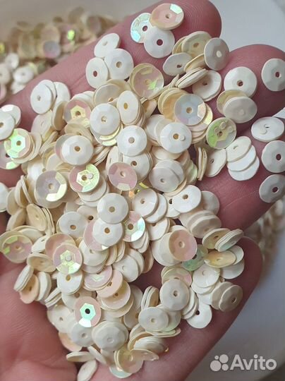 Пайетки пришивные