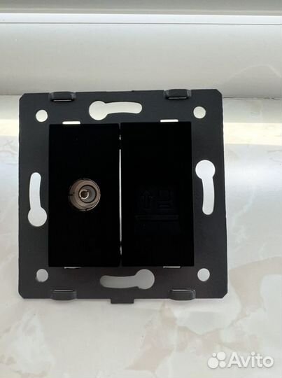 Механизм двойной розетки Livolo тв Интернет