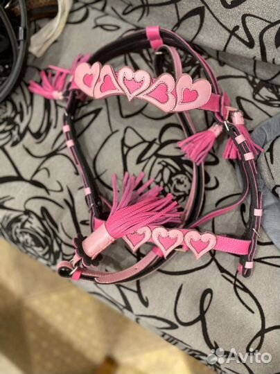 Продам седла новые на пони с уздечкой