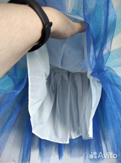 Платье на девочку праздничное 104 см