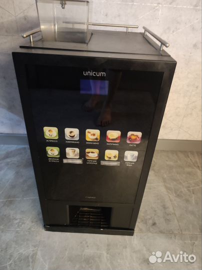 Профессиональная кофемашина Unicum nero