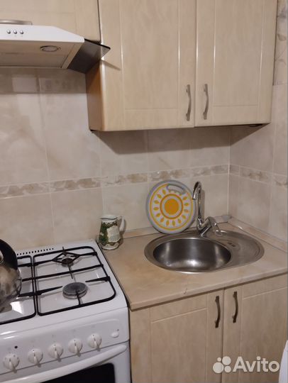 Продам кухонный гарнитур бу 2,40