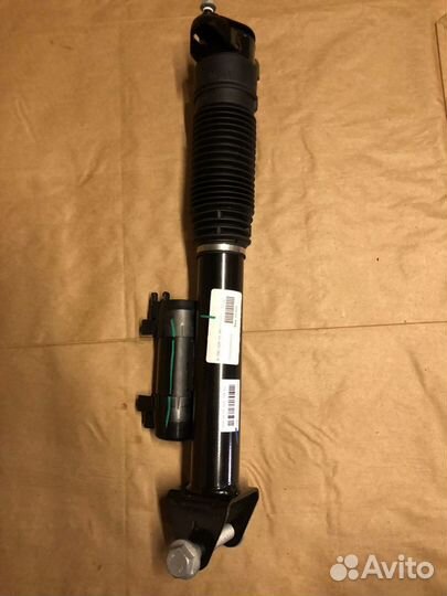 Амортизатор задний Mercedes W292