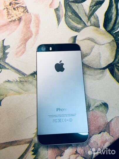 iPhone 5S, 32 ГБ