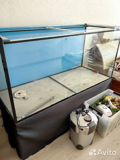 Аквариум с тумбой 500 литров