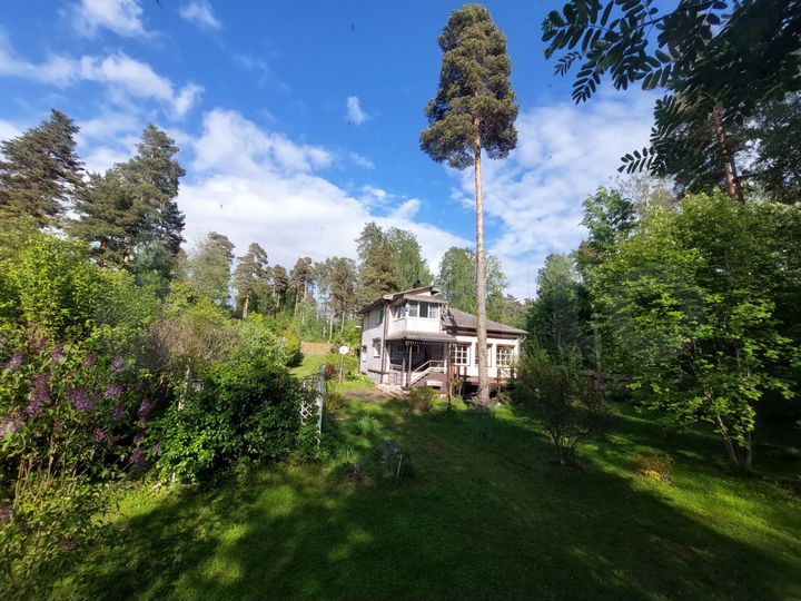 Дом 135 м² на участке 11 сот.