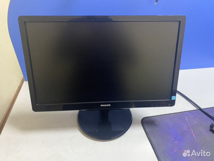 Монитор Philips 19