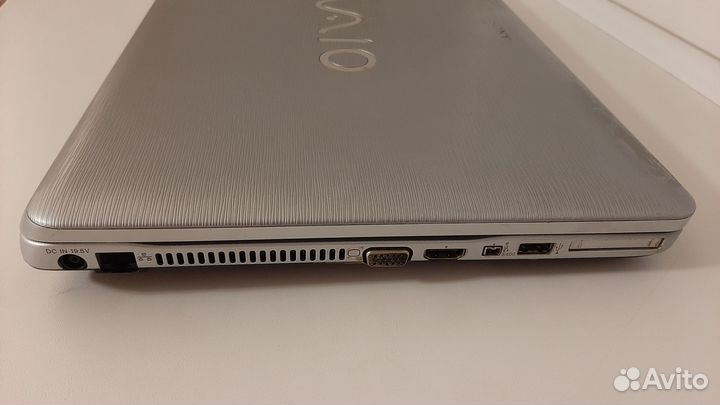 Ноутбук Sony Vaio на запчасти