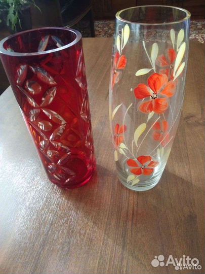 Вазы для цветов, стекло. Ваза красная продана