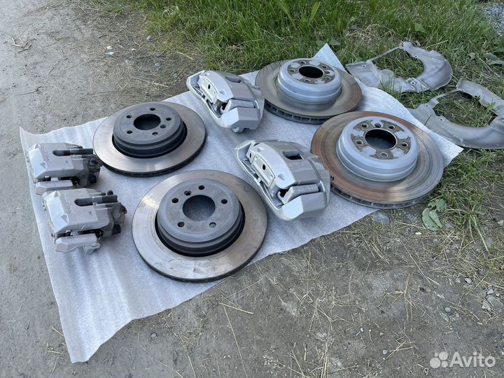 Комплект тормозов BMW e60, 348мм