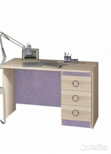 Письменный стол