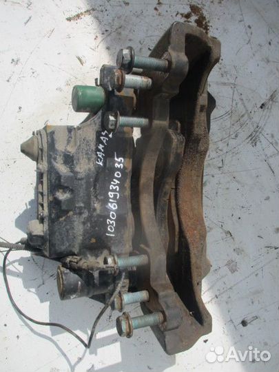 Суппорт задний левый Mercedes-Benz A0004202702