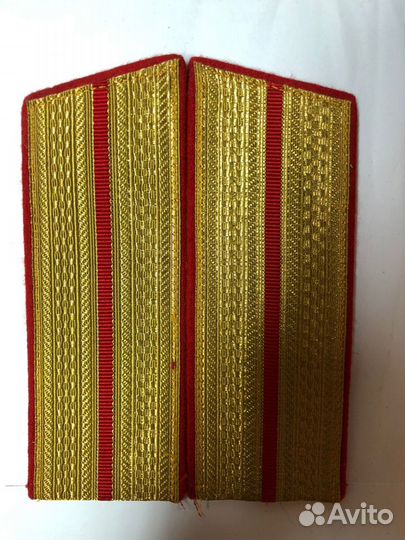 Погоны парадные младшего офицерского состава