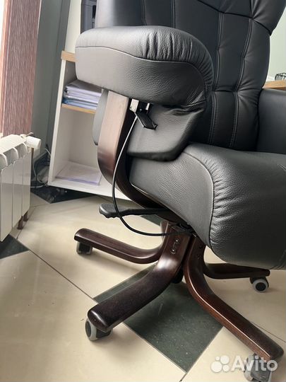 Кресло руководителя натуральная кожа