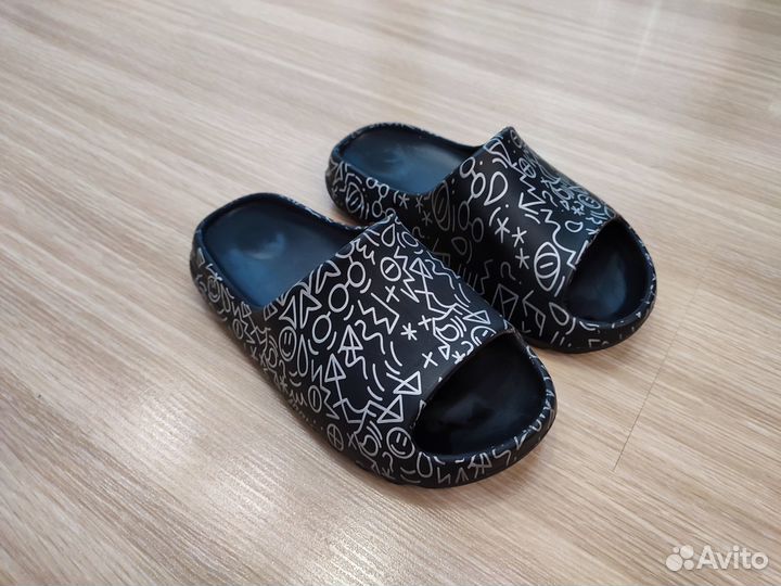Шлепки женские