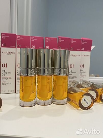 Clarins масло блеск для губ 01 Honey