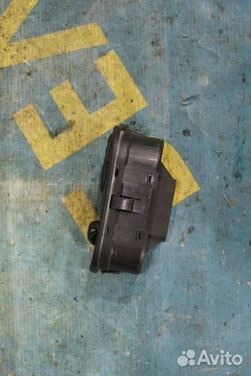 Центральный переключатель света Лада Калина