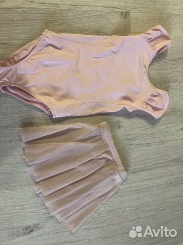 Гимнастический купальник и юбка