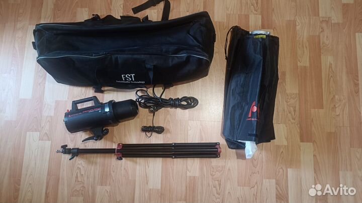 Студийная вспышка Falkon Eyes (комплект)