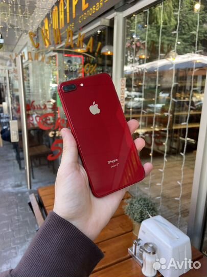 iPhone 8 Plus, 64 ГБ